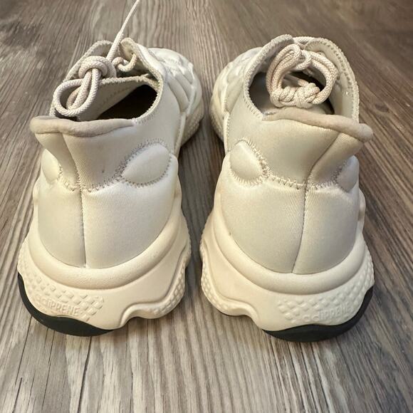 Adidas Ozweego Tech Clear Granite Men’s Size 9
Excellent Condition - Picture 3 of 8